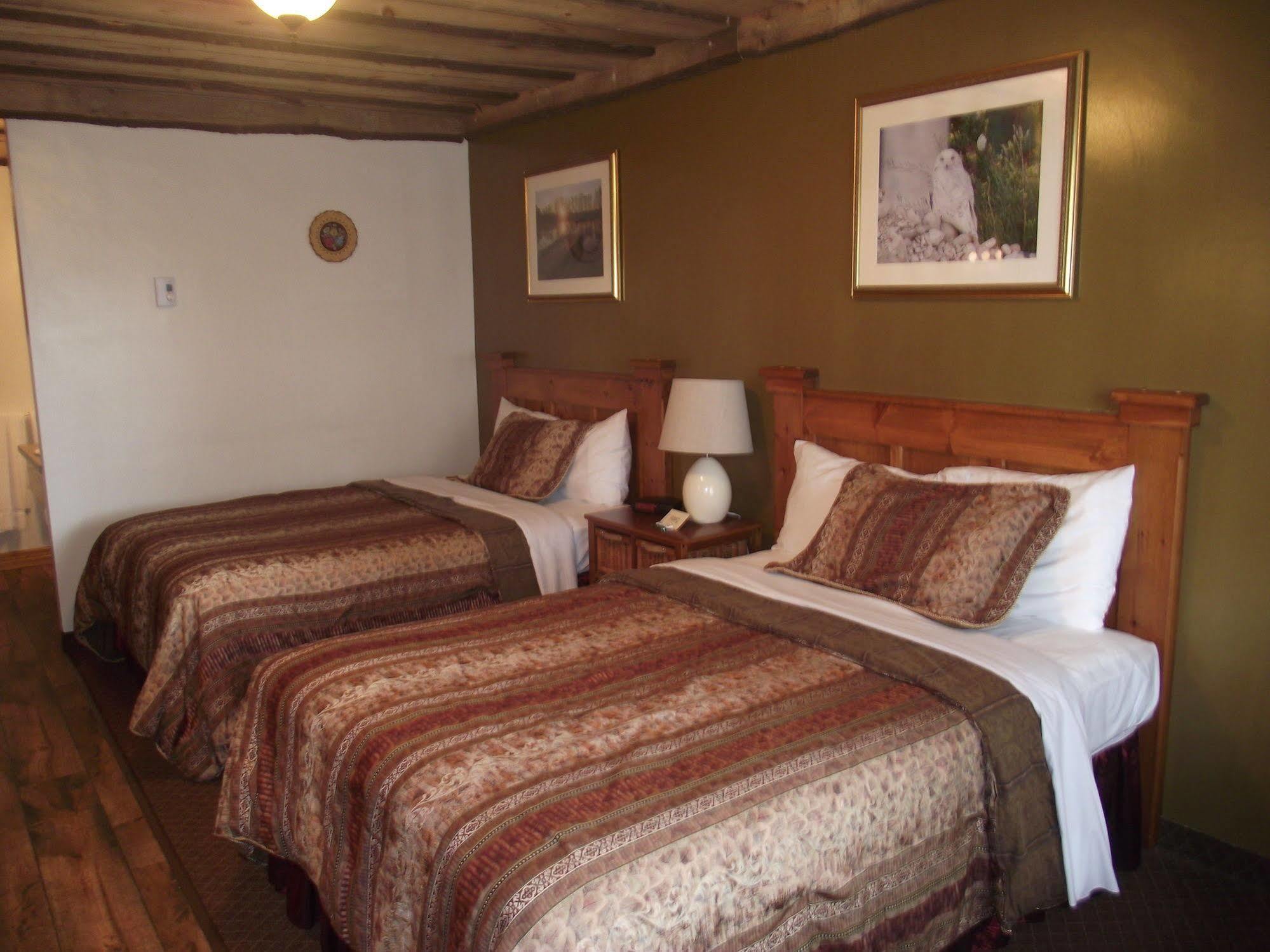 Forest Motel & Woodland Retreat Стратфорд Екстер'єр фото