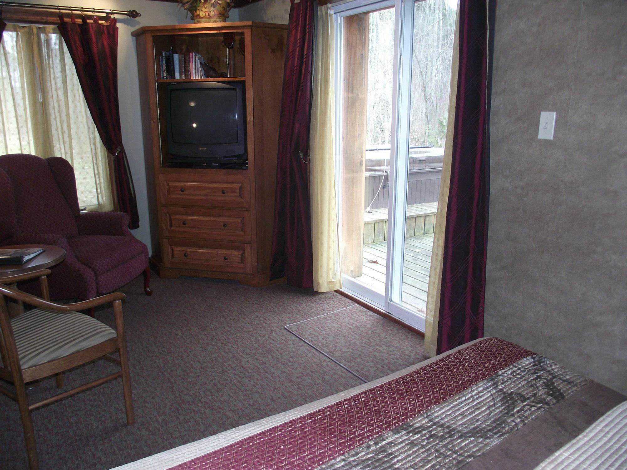 Forest Motel & Woodland Retreat Стратфорд Екстер'єр фото