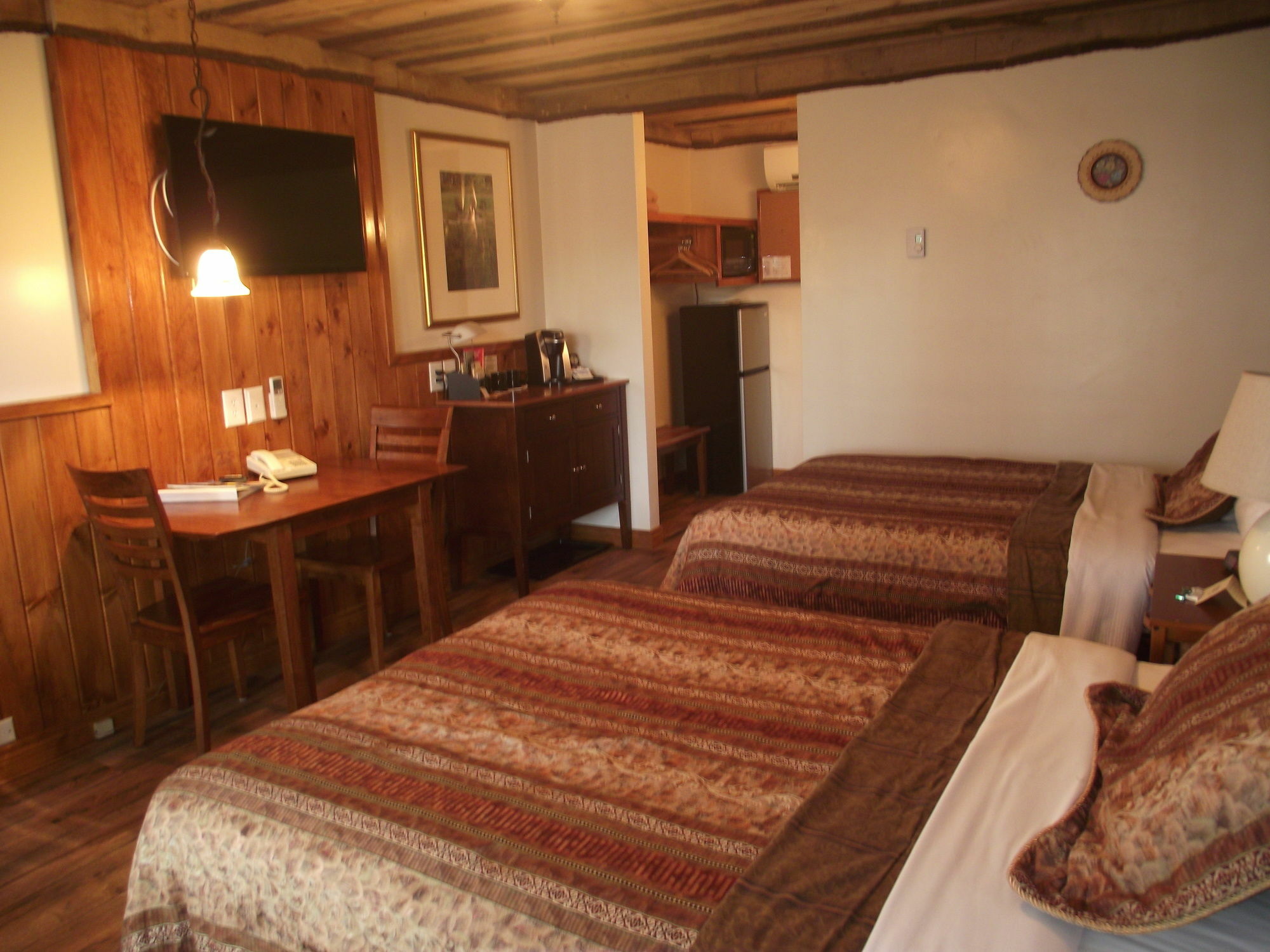 Forest Motel & Woodland Retreat Стратфорд Екстер'єр фото